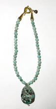 Load image into Gallery viewer, Seafoam Necklace &amp; Earrings Set
