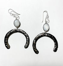 Load image into Gallery viewer, Crescent Earrings
